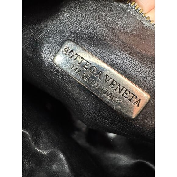 Bottega Veneta Intrecciato Messenger Vintage Black Leather Crossbody Bag - Picture 9 of 13